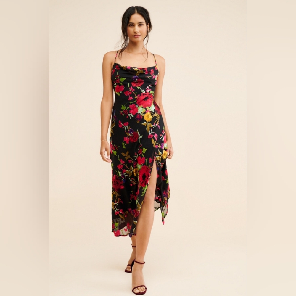 Astr the label Black and Red Floral Midi Dress - Picture 7 of 7